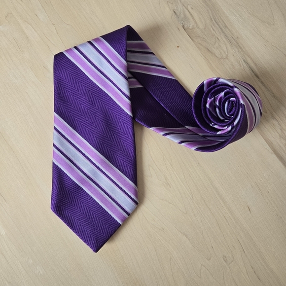 🇫🇷DIOR Vintage Purple and Lavender Striped Tie - Picture 2 of 7